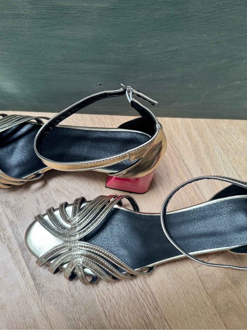 Gold Sandals with Contrast Block Heel- NWOT COMFY- 9 - Picture 4 of 6